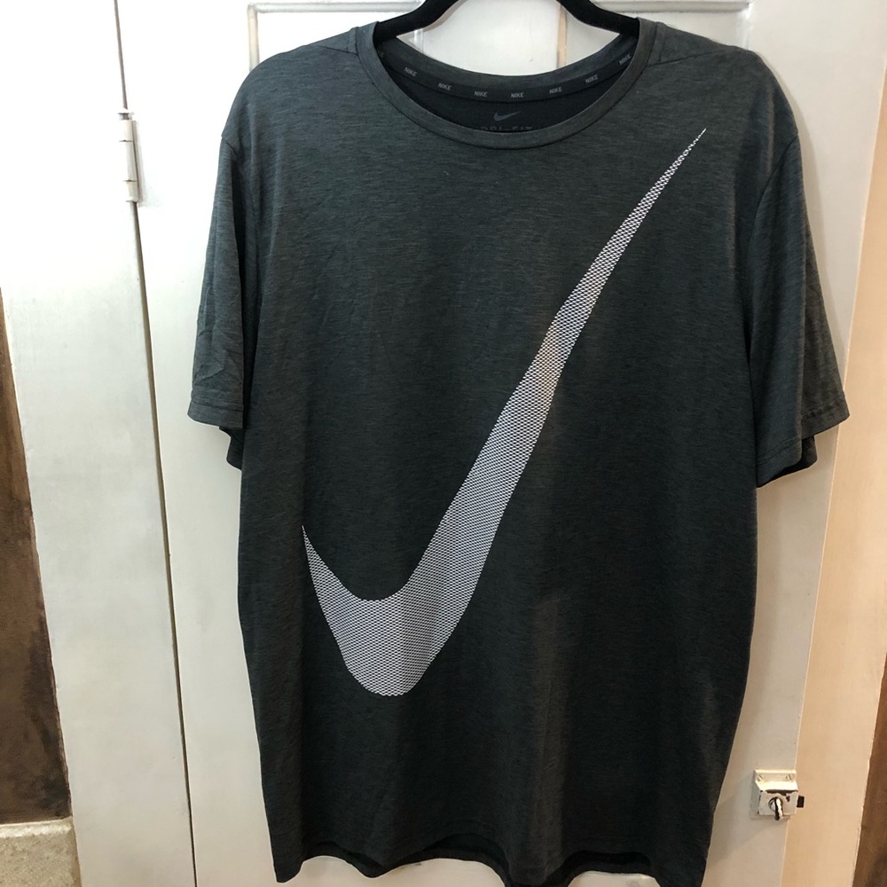 Nike Mens Dri-Fit Shirt NWOT size L